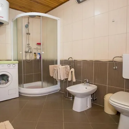 Cozy Villa With Swimming Pool Near Sea In Tar * Tar-Vabriga